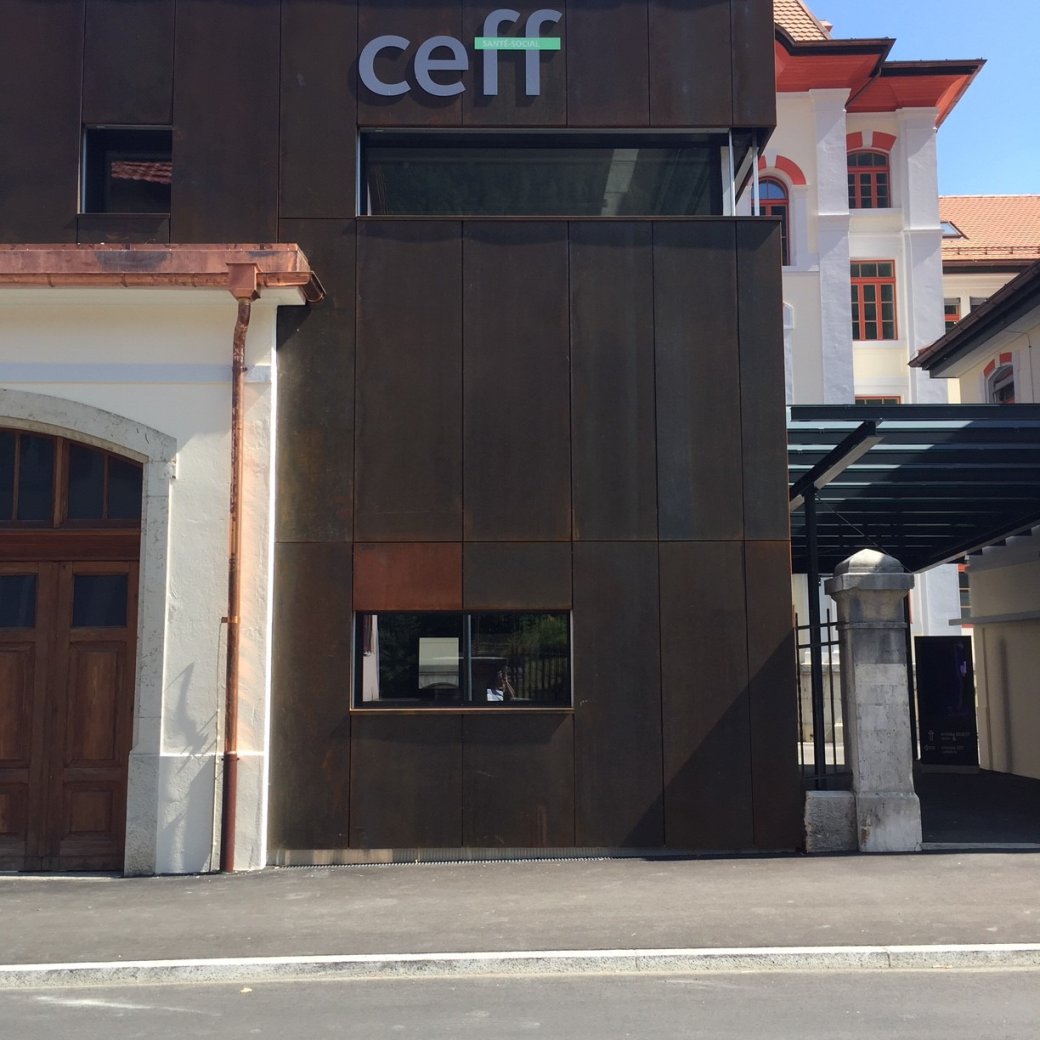 5-enseigne-ceff